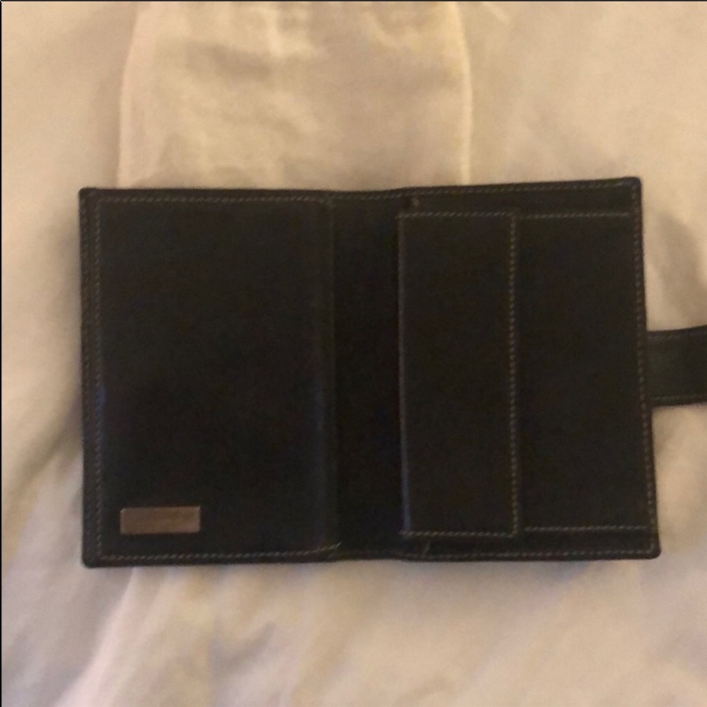 Marc Jacobs Wallet - Picture 3 of 7